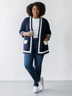 Studio One Navy and White Open-Front Cropped Blazer